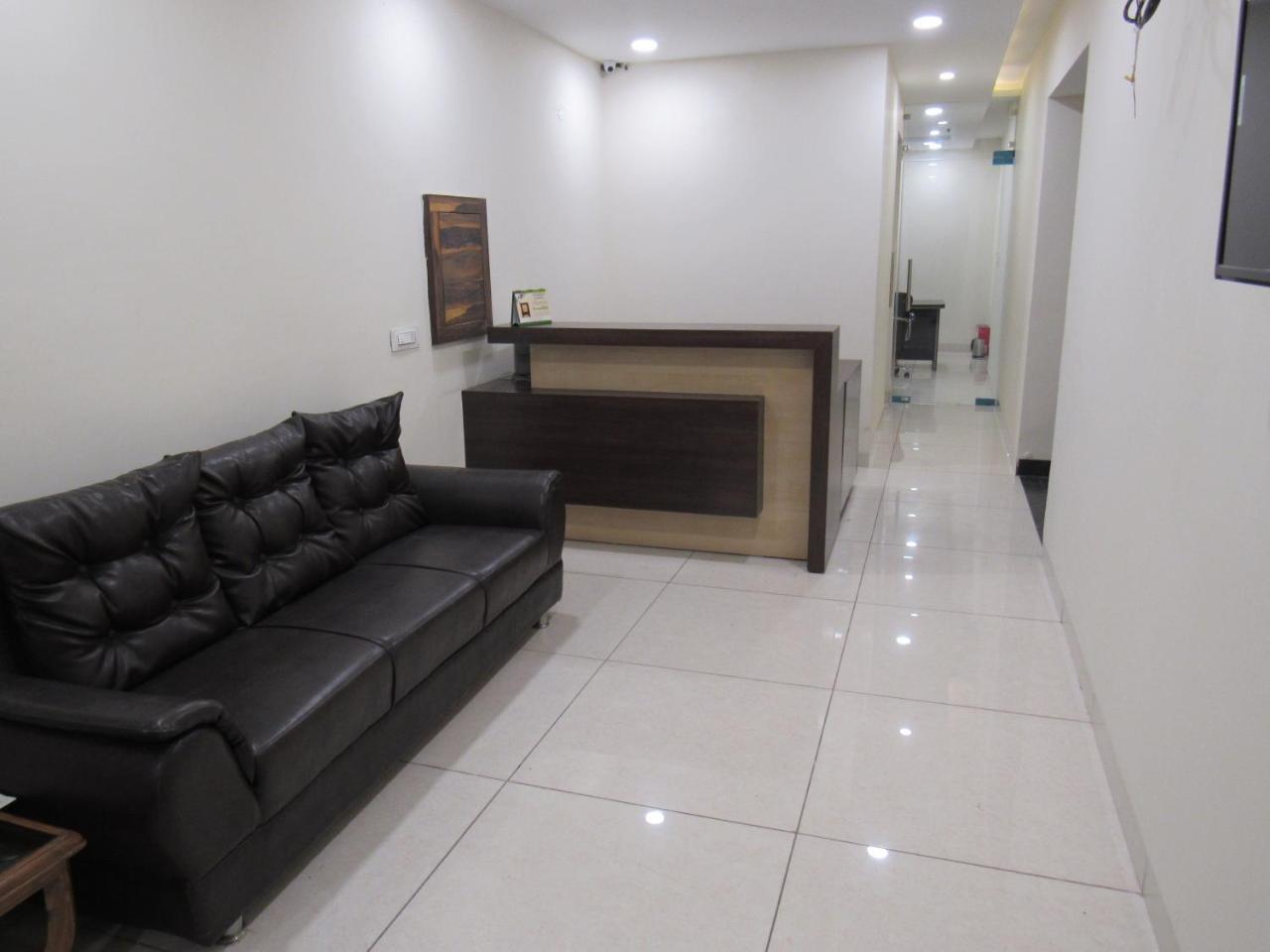 Mohali The English Garden מראה חיצוני תמונה